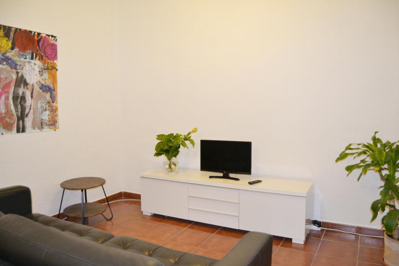 Acogedor Apartamento En Malaga Centro Exterior photo